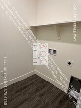 9601 Amberdale Wy in Bakersfield, CA - Building Photo - Building Photo