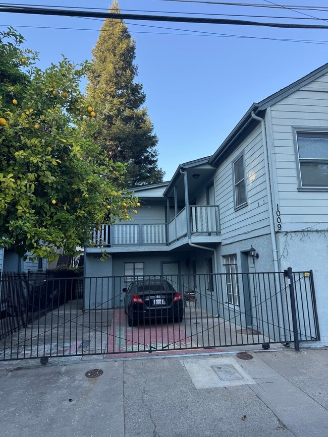 1009 Solons Aly, Unit Solons Alley Apt #2, Unit Solons Alley Apt #2