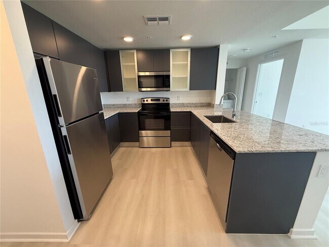 5579 Millennia Park Dr in Orlando, FL - Building Photo - Building Photo