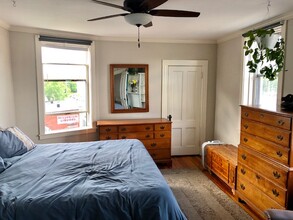 263 Pleasant St in Northampton, MA - Building Photo - Building Photo