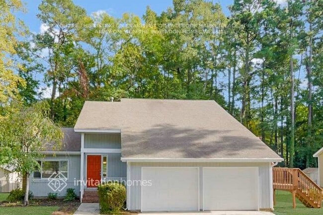 property at 911 Buckingham Rd
