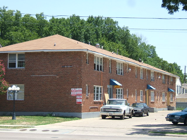 Olivia Garden Apartments in Dallas, TX - Building Photo - Building Photo