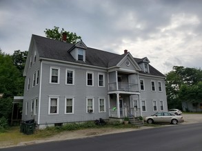 61 Main St in Hinsdale, NH - Building Photo - Building Photo