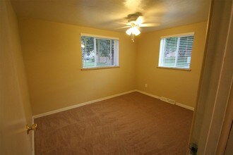 675 Miller Ct-Unit -675 in Denver, CO - Building Photo - Building Photo