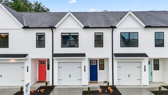 8831 Chapman Trce Wy in Knoxville, TN - Building Photo