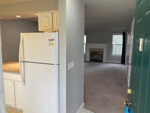 13216 NE Salmon Creek Ave in Vancouver, WA - Foto de edificio - Building Photo