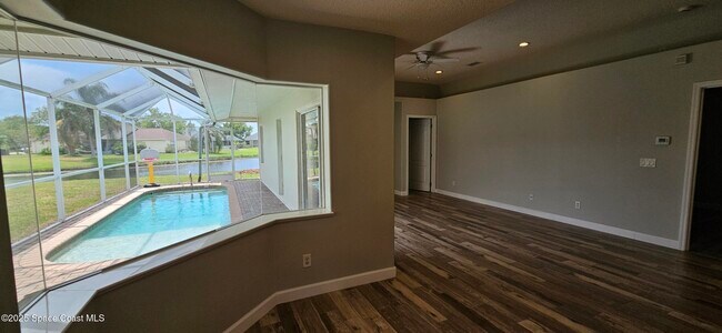 5010 Somerville Dr in Rockledge, FL - Building Photo - Building Photo