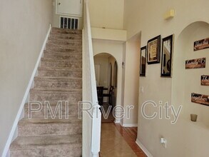 5425 Lafayette Park Dr N in Jacksonville, FL - Building Photo - Building Photo