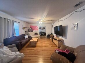 206 N Lipona Rd in Tallahassee, FL - Building Photo - Building Photo