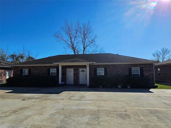 120 W 12th St in Deer Park, TX - Building Photo - Building Photo