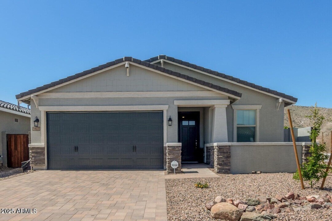 5922 N 199th Ln in Litchfield Park, AZ - Building Photo