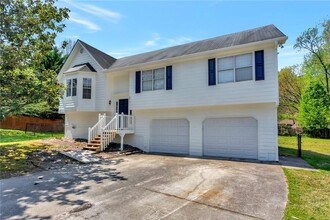 826 Grindstone Ct in Marietta, GA - Foto de edificio - Building Photo