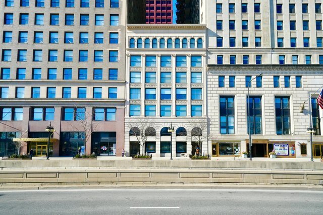 318 S Michigan Ave in Chicago, IL - Foto de edificio