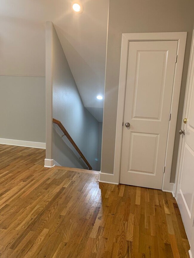 3207 Hampton Rd in Austin, TX - Building Photo - Building Photo