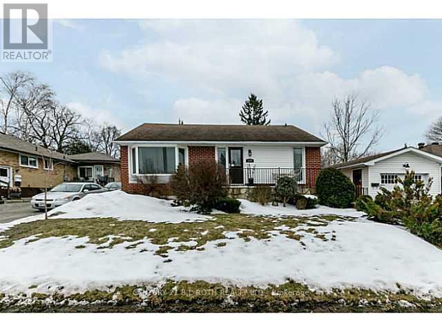 239 Wellington St E in Barrie, ON - Building Photo