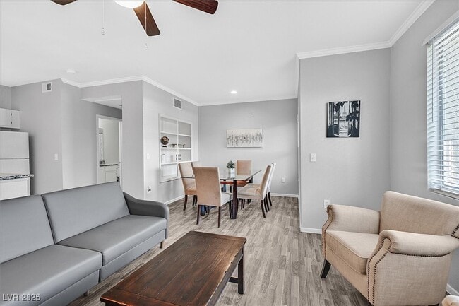 property at 2900 Sunridge Heights Pkwy