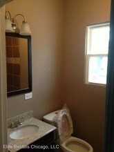 9220 S Manistee Ave in Chicago, IL - Building Photo - Building Photo