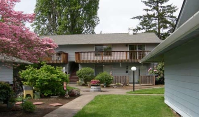 6th Ave West Apartments in Beaverton, OR - Building Photo - Building Photo