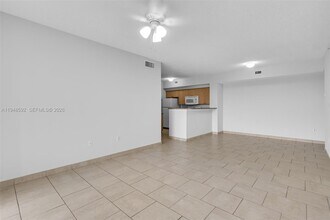 2401 W Preserve Way in Miramar, FL - Building Photo - Building Photo