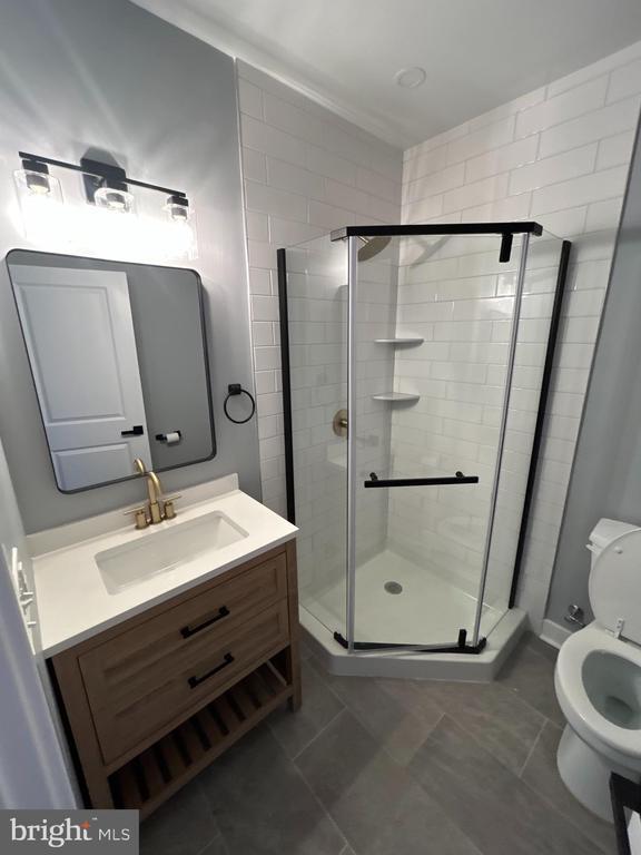 property at 1921 S Croskey St