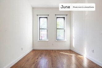 Room in Shared 4 bed/1 bath home in Brooklyn, NY - Building Photo - Building Photo