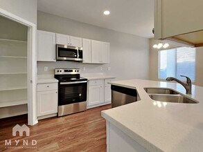 506 W Gary Way in Phoenix, AZ - Building Photo - Building Photo