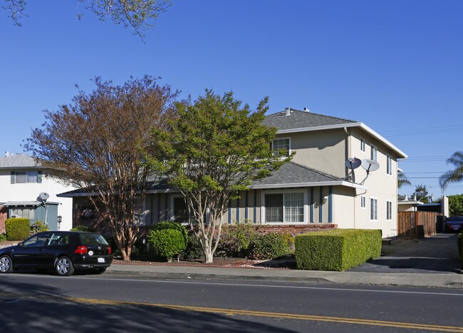 2493 El Camino Real in Santa Clara, CA - Building Photo - Building Photo