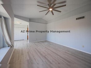 1055 N Recker Rd in Mesa, AZ - Building Photo - Building Photo