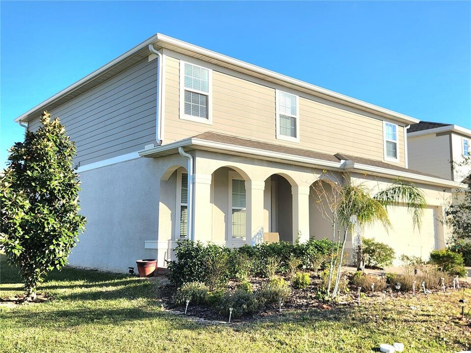 7657 Syracuse Dr in Clermont, FL - Building Photo