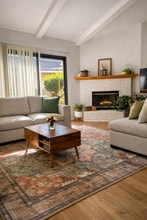 18435 Keswick St, Unit 4 in Reseda, CA - Building Photo - Building Photo