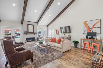 The Colonies in Desoto, TX - Building Photo - Lobby