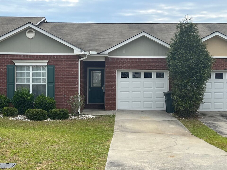 148 Concord Ave in Enterprise, AL - Building Photo