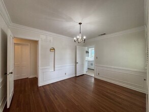 Beautiful 4 Bedroom 2.5 Bathroom SFR in Los Angeles, CA - Building Photo - Building Photo