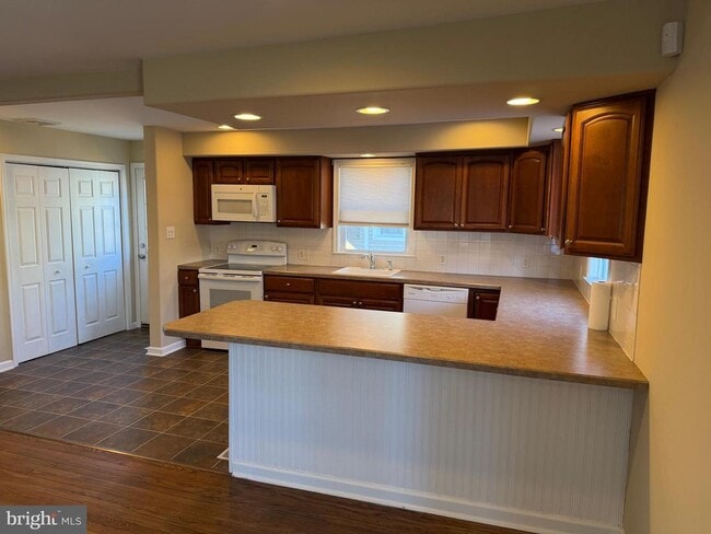 15 W Floral Ave in Pleasantville, NJ - Building Photo - Building Photo