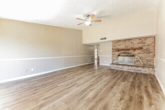 5916 Cedar Ln in Rowlett, TX - Building Photo - Building Photo