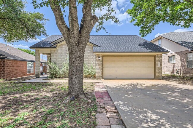 property at 2451 Roundabout Ln