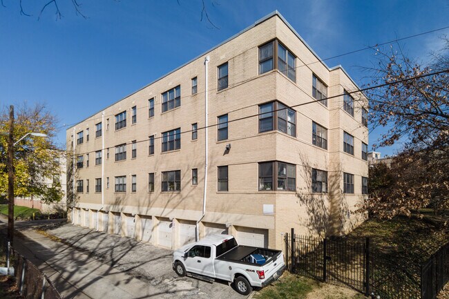 Savoy Court in Washington, DC - Building Photo - Building Photo
