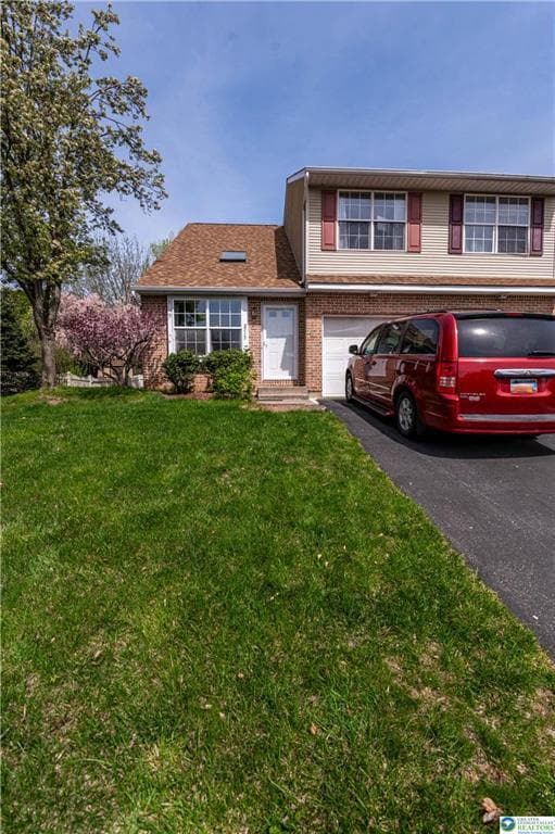 property at 2717 Tamlynn Ln