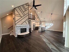 1610 N Stonegate Dr in Sanford, NC - Building Photo - Building Photo