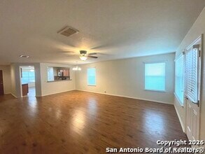 1317 Wagon Wheel in Schertz, TX - Building Photo - Building Photo