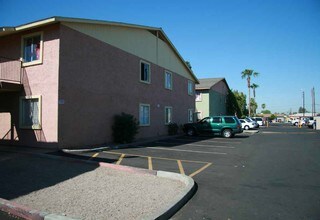 Sunset Ridge Apartments in Phoenix, AZ - Building Photo - Building Photo