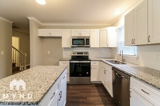 5037 Huntingcreek Dr in Wake Forest, NC - Building Photo - Building Photo