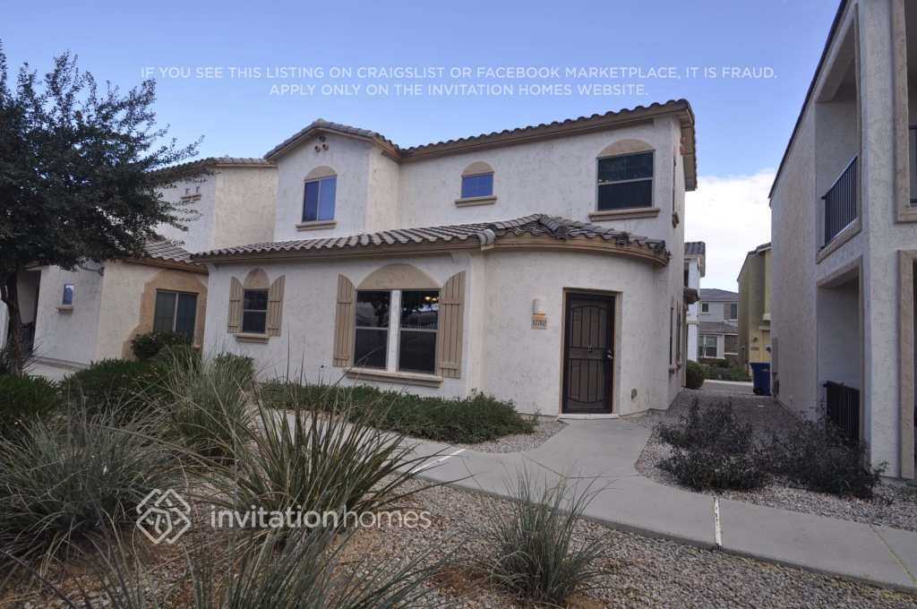 17762 W Banff Ln in Surprise, AZ - Building Photo