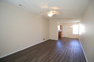 485 Bay Pine Villas Dr in Pensacola, FL - Building Photo - Building Photo