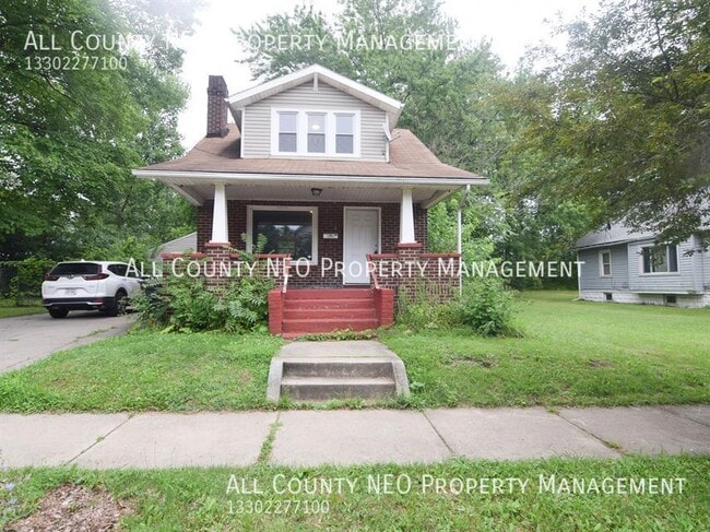 593 Hoye Ave