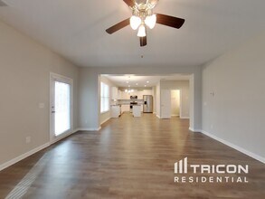 158 Park Way Dr in Fairburn, GA - Building Photo - Building Photo