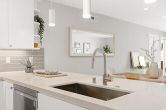 30 Hermosa Ave in Millbrae, CA - Building Photo - Building Photo