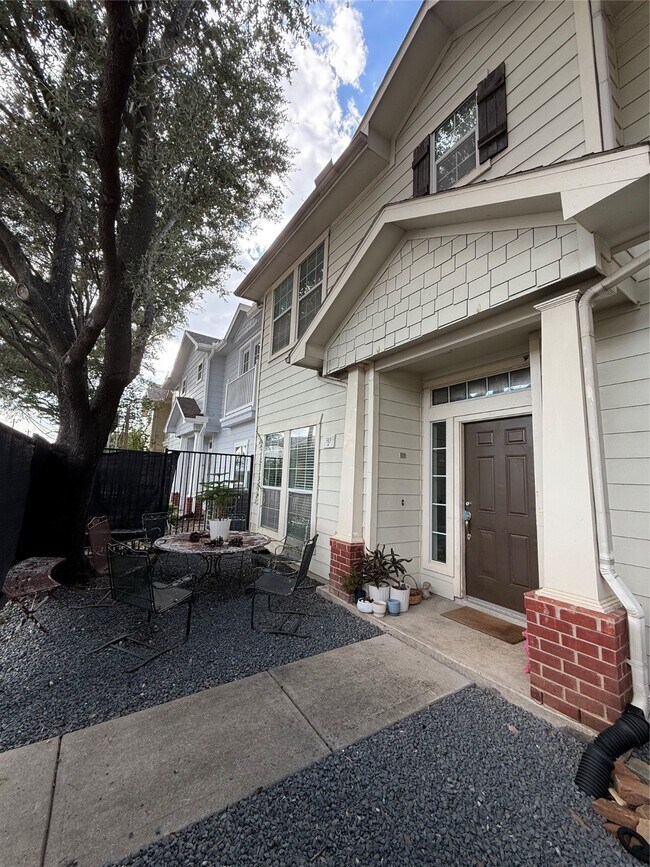 313 Hogan St in Houston, TX - Building Photo - Building Photo
