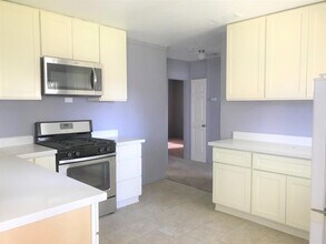 1420 Lake Blvd-Unit -1420 in Redding, CA - Building Photo - Building Photo
