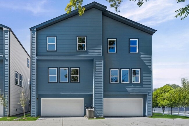 891 Lucky St